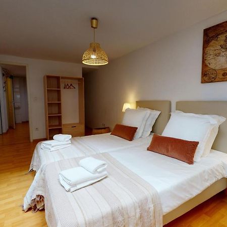 Duplex Des Dominicains - 1 Parking Gratuit - Hypercentre 6 Personnes Apartment Colmar Exterior foto